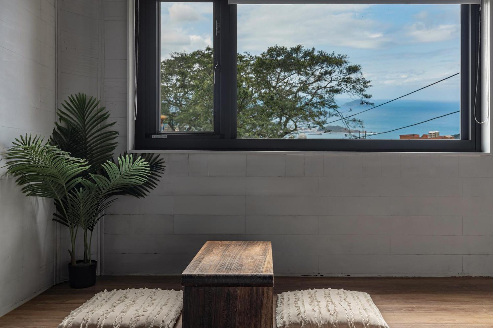 Bed and Breakfast Jiufen The Ocean Theory Номер фото